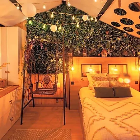 Romantique Les Petits Plaisirs